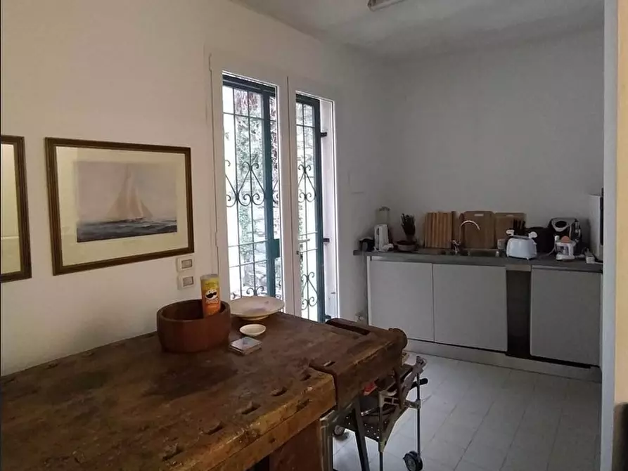 Immagine 17 di Quadrilocale in vendita  in Via Alessandro Lamarmora 21 a Rapallo