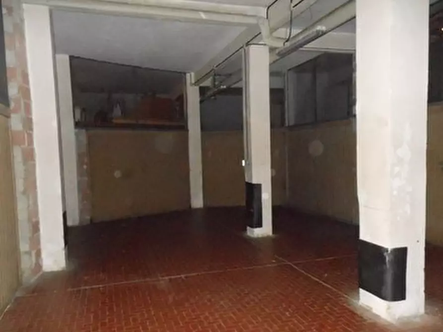 Immagine 3 di Garage in vendita  in Via dell'Ombra 5 a Genova