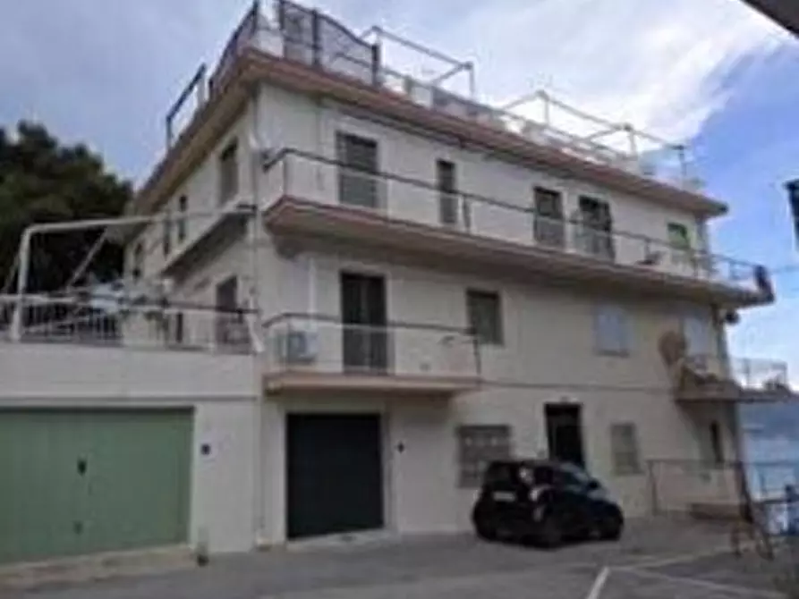 Immagine 7 di Trilocale in vendita  in Via Punta Tacuara 122 a Laigueglia