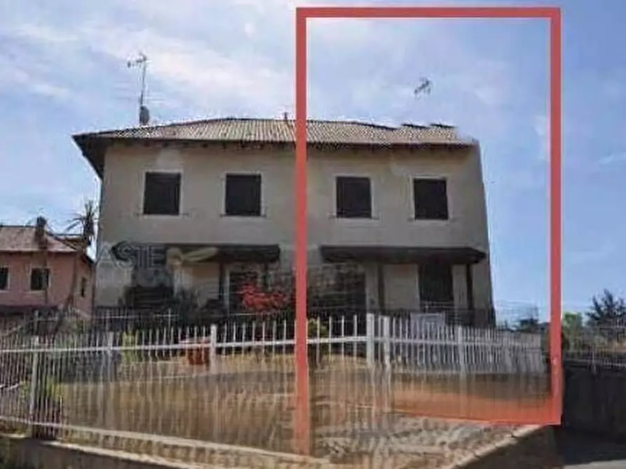 Immagine 1 di Pentalocale in vendita  in Via Caduti di Nassirya 13 a Capriata D'orba