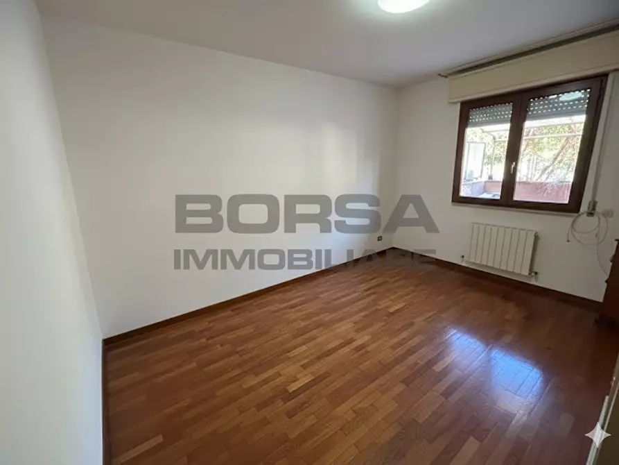 Immagine 20 di Appartamento in vendita  in Via Maria Montessori 3 a Livorno