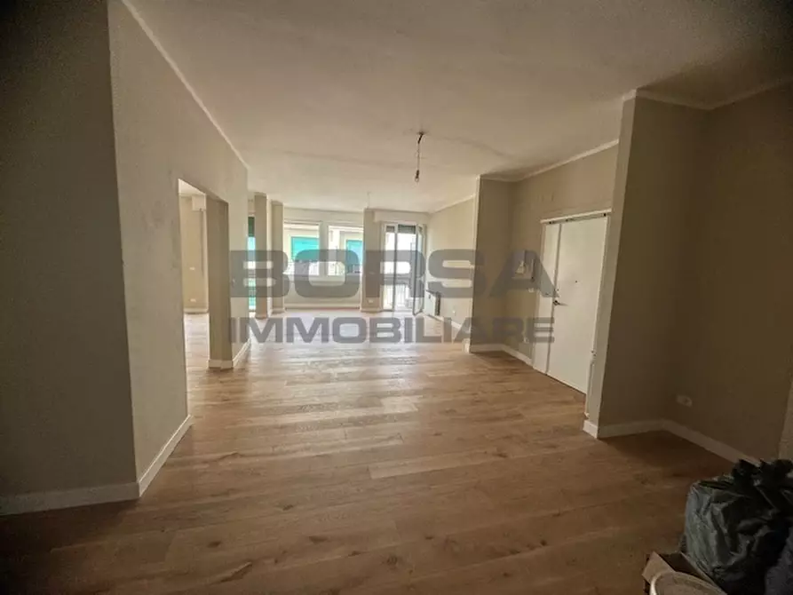 Immagine 21 di Pentalocale in vendita  in Via Baciocchi 2 a Livorno