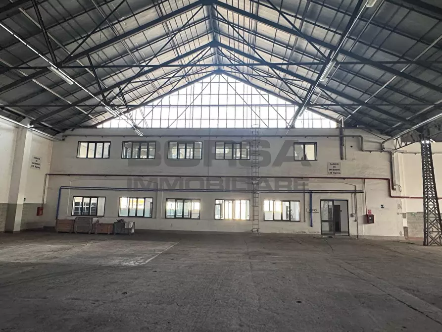 Immagine 7 di Magazzino in vendita  in Via Salvatore Orlando 10 a Livorno