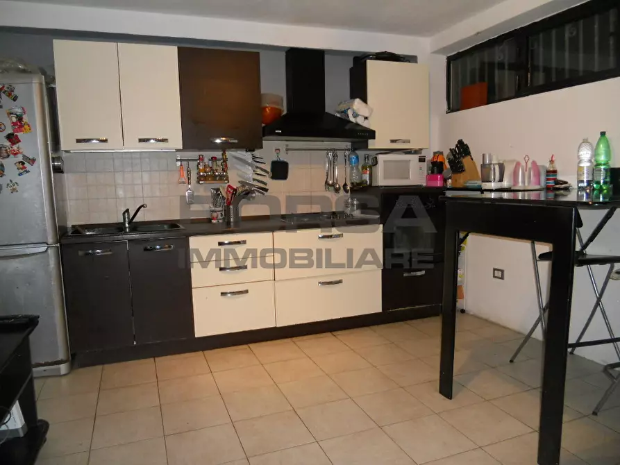 Immagine 8 di Appartamento in vendita  in Via Toti a Livorno