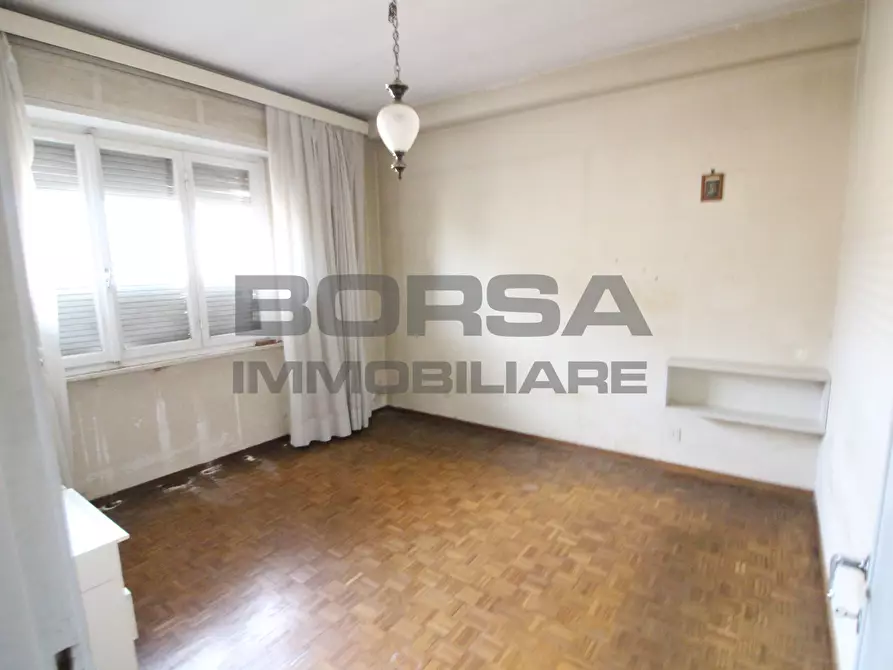 Immagine 9 di Pentalocale in vendita  in Via Montebello 27 a Livorno