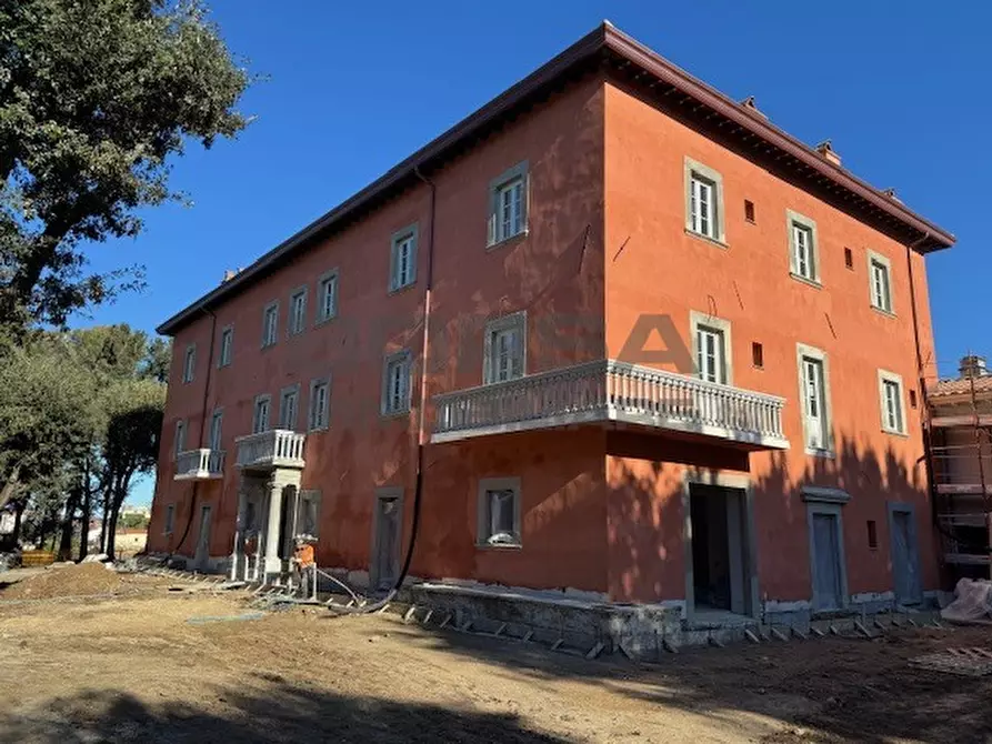 Immagine 11 di Appartamento in vendita  in Via Ombrosa 8 a Livorno