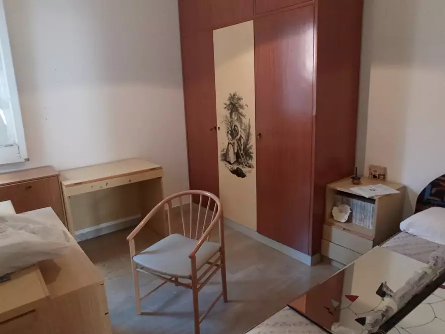 Immagine 9 di Quadrilocale in vendita  a Ragusa