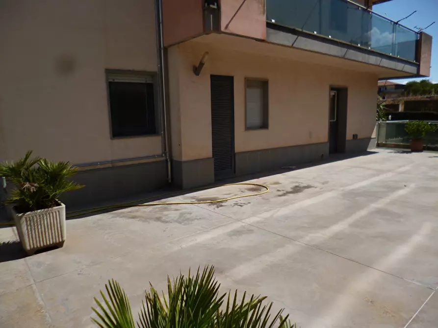 Immagine 1 di Ufficio in affitto  a Ragusa