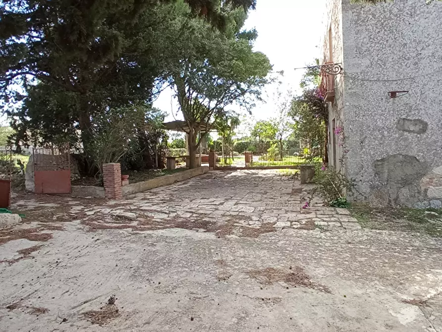 Immagine 26 di Casa indipendente in vendita  in SP25 a Ragusa