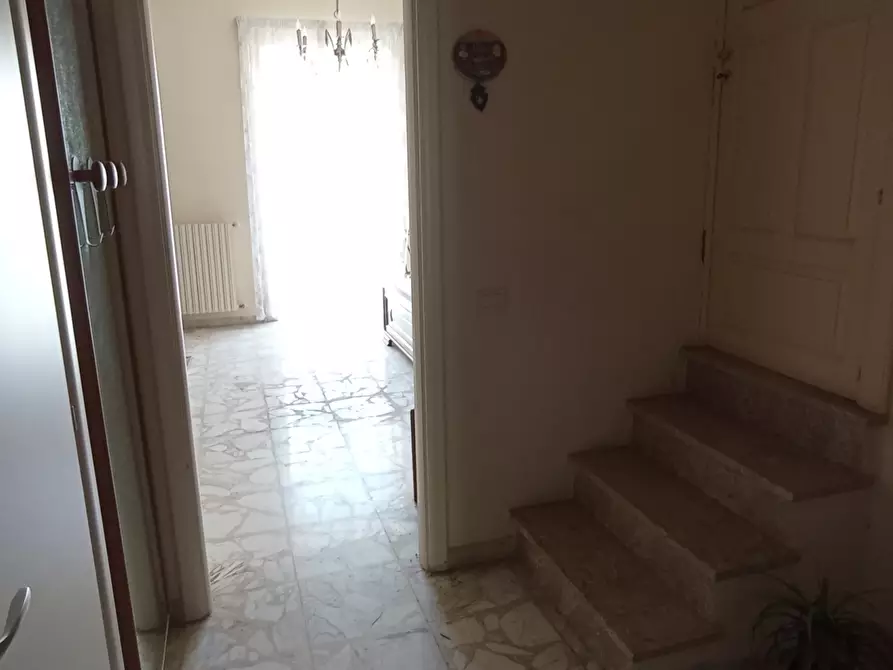 Immagine 11 di Casa indipendente in vendita  a Ragusa