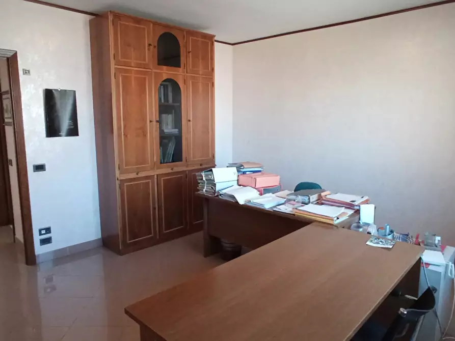 Immagine 6 di Ufficio in vendita  a Ragusa