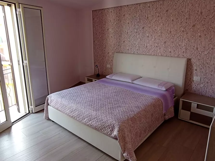 Immagine 10 di Casa indipendente in vendita  a Chiaramonte Gulfi