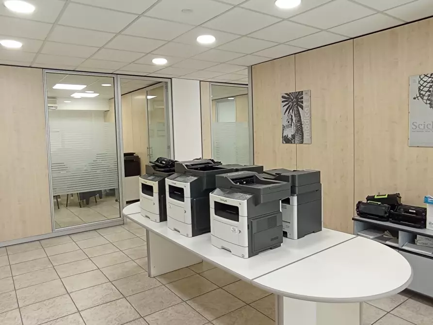 Immagine 3 di Ufficio in vendita  a Ragusa