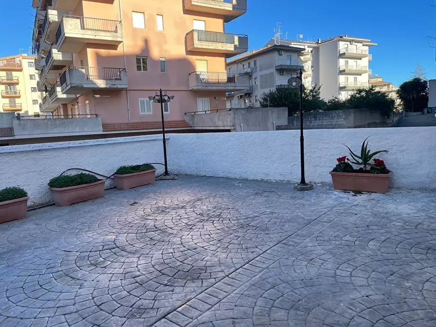 Immagine 1 di Quadrilocale in affitto  a Ragusa