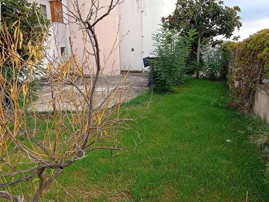 Immagine 30 di Villa in vendita  a Comiso