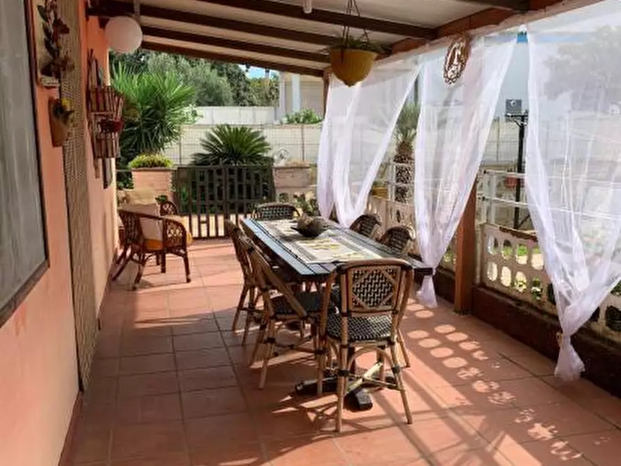 Immagine 4 di Casa indipendente in vendita  a Ragusa