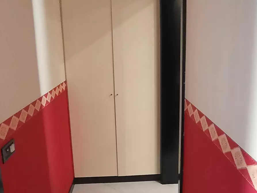 Immagine 24 di Pentalocale in vendita  a Ragusa