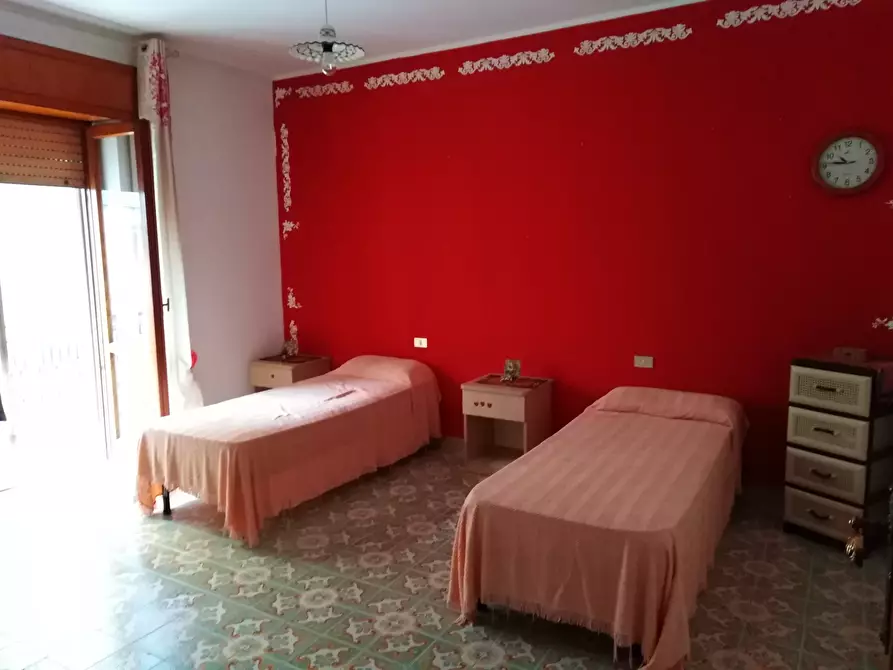 Immagine 13 di Pentalocale in vendita  a Ragusa