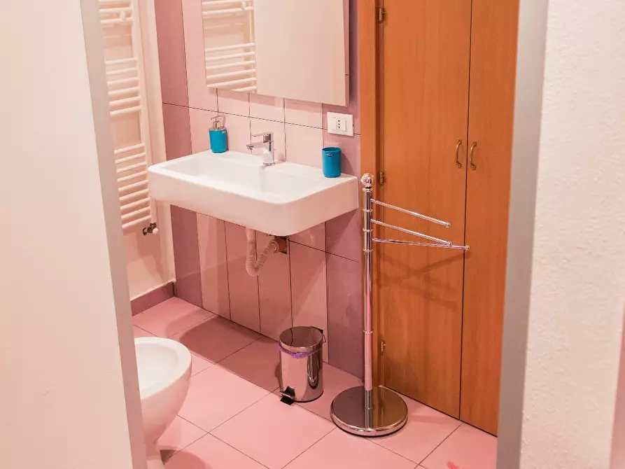 Immagine 12 di Casa indipendente in vendita  a Chiaramonte Gulfi