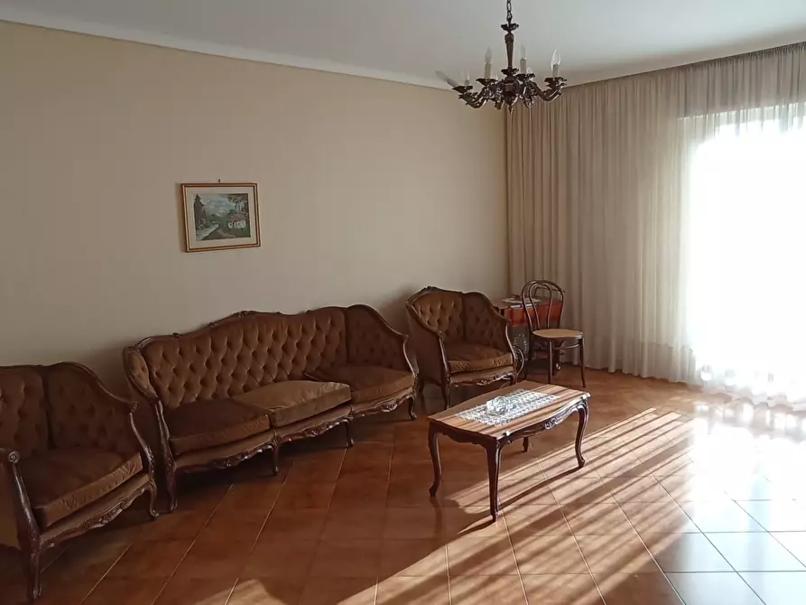 Immagine 2 di Pentalocale in vendita  a Ragusa