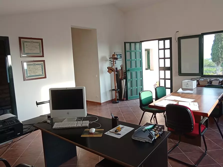 Immagine 21 di Villa in vendita  a Chiaramonte Gulfi