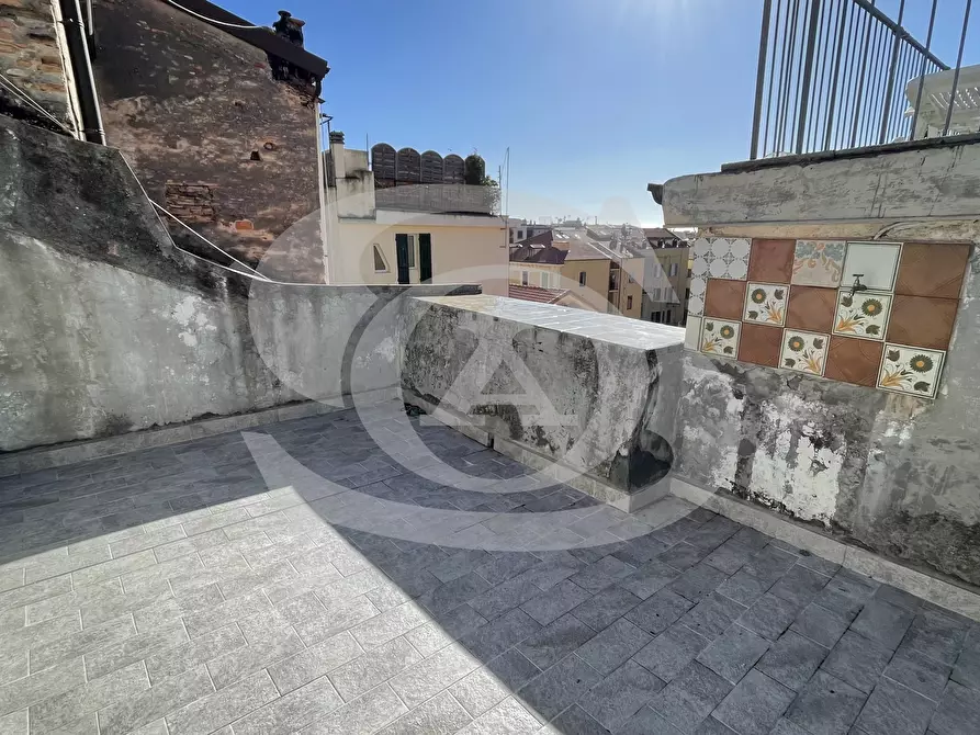 Immagine 18 di Trilocale in vendita  in Via Camillo Benso di Cavour 29 a San Remo