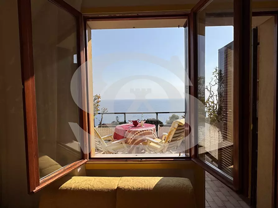 Immagine 8 di Bilocale in vendita  in Via Padre Semeria 54 a Ospedaletti