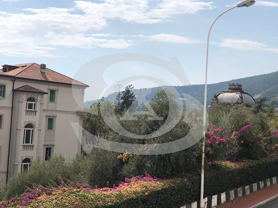 Immagine 27 di Bilocale in affitto  in Via Cavour 36 a Ospedaletti