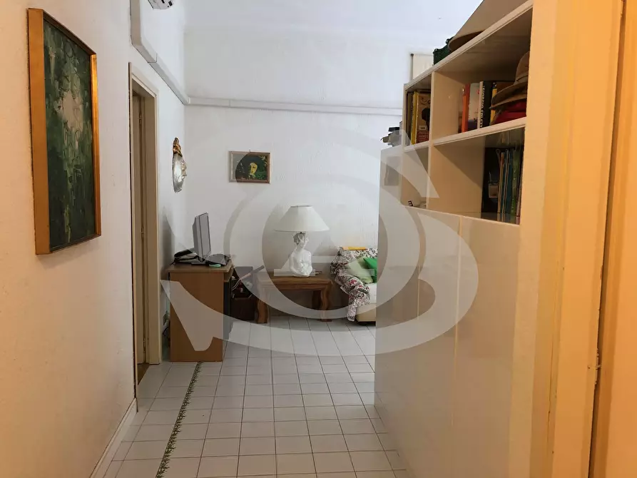 Immagine 30 di Bilocale in affitto  in Via Cavour 36 a Ospedaletti