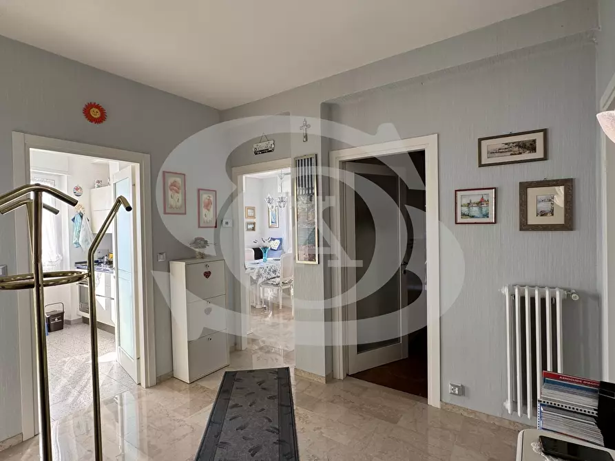 Immagine 19 di Trilocale in vendita  a Ospedaletti