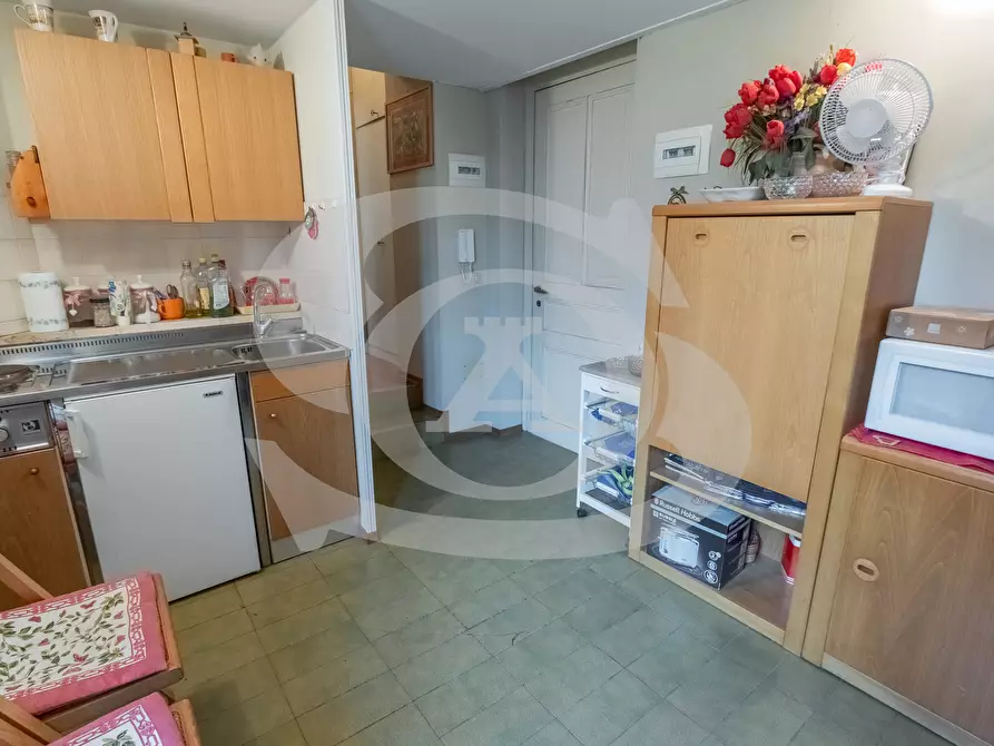 Immagine 11 di Bilocale in vendita  in Via Cavalieri di Rodi 2 a Ospedaletti