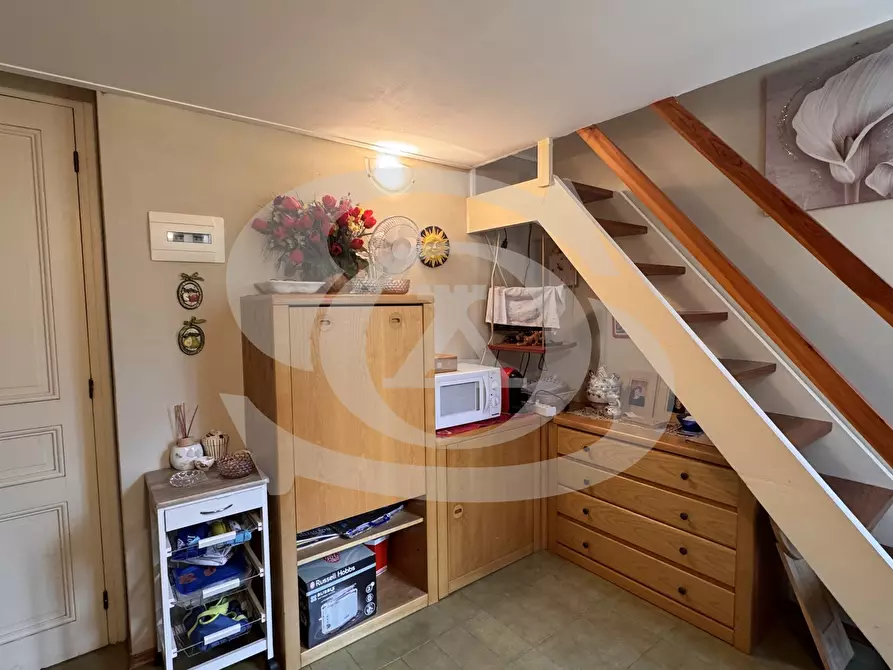 Immagine 18 di Bilocale in vendita  in Via Cavalieri di Rodi 2 a Ospedaletti