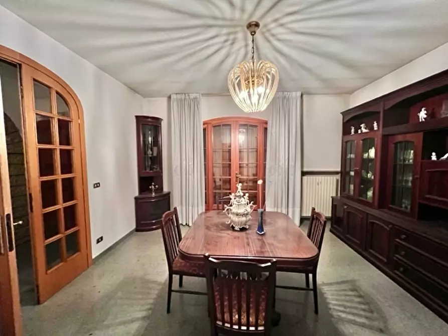 Immagine 12 di Villa in vendita  a Cesena