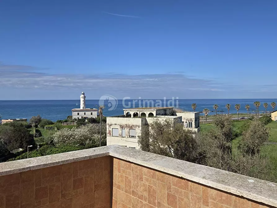 Immagine 20 di Quadrilocale in affitto  in Via Candido de Angelis 3 a Anzio