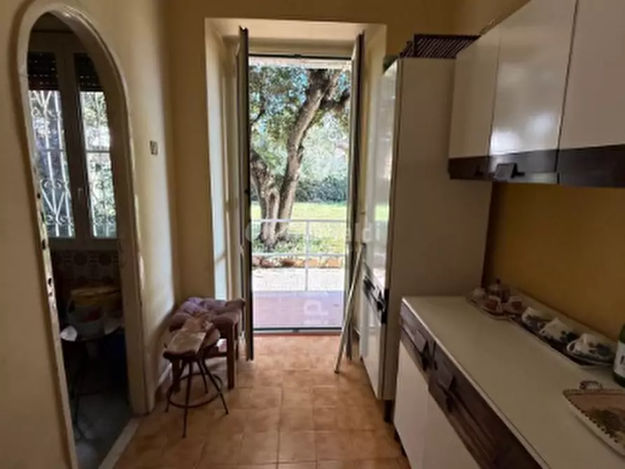 Immagine 15 di Villa in vendita  in Viale Tridente 31 a Anzio