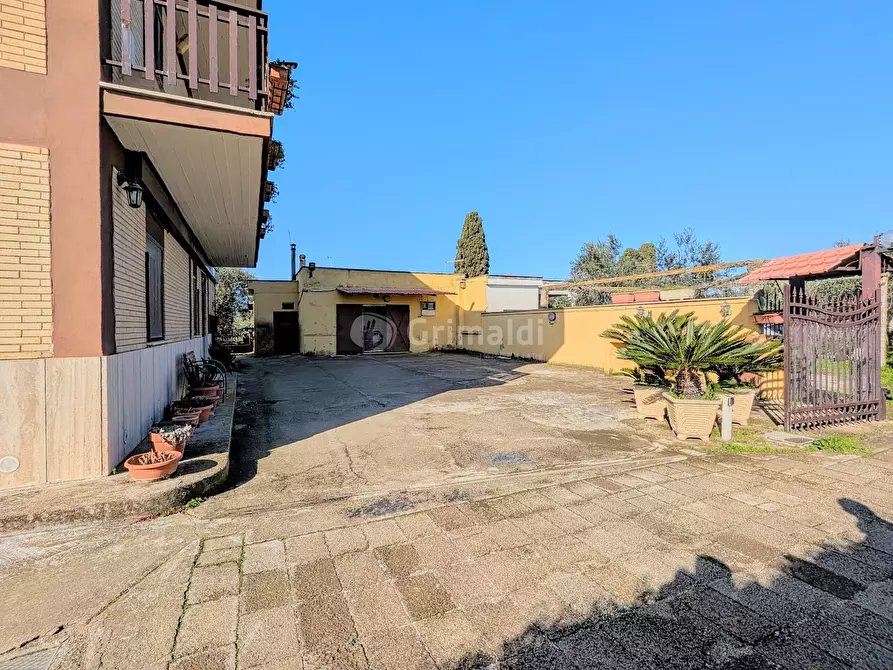 Immagine 4 di Villa in vendita  in Via Granieri 56 a Nettuno