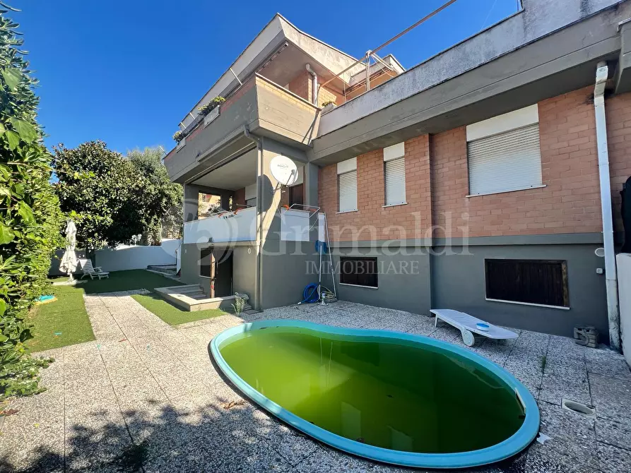 Immagine 20 di Porzione di casa in vendita  in Via delle Ninfe 16 a Anzio