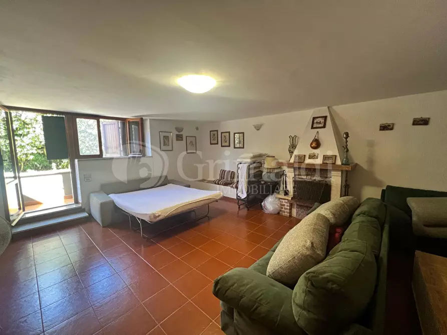 Immagine 12 di Porzione di casa in vendita  in Via delle Ninfe 16 a Anzio