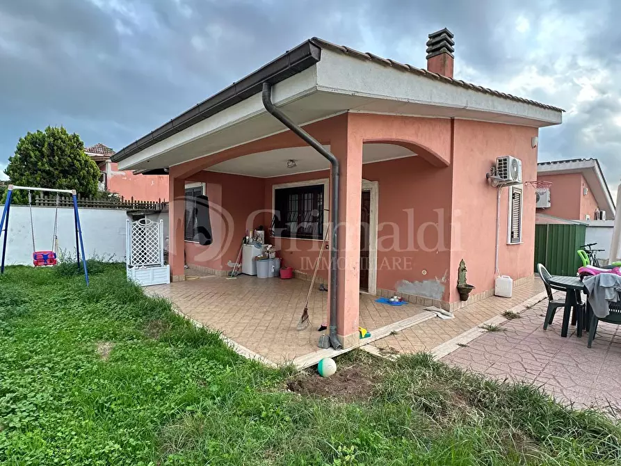 Immagine 1 di Porzione di casa in vendita  in Via della Cannuccia 399 a Anzio