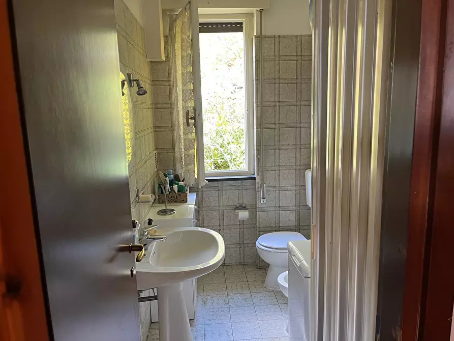 Immagine 9 di Bilocale in vendita  in Villaggio la Crocetta Tavarone 6 a Maissana