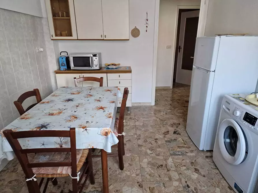 Immagine 3 di Quadrilocale in vendita  in Piazza Luigi Carniglia 5 a Deiva Marina