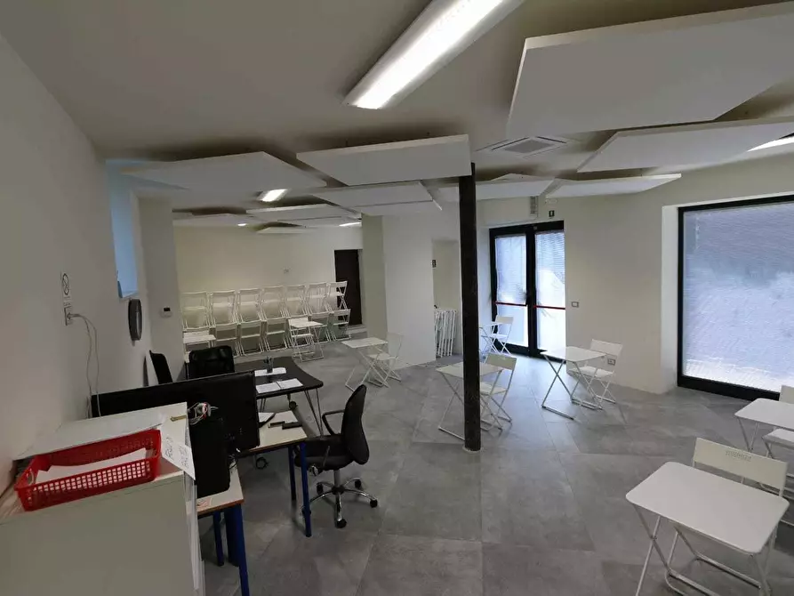 Immagine 7 di Locale commerciale in vendita  in Via Nazionale 187 a Sestri Levante