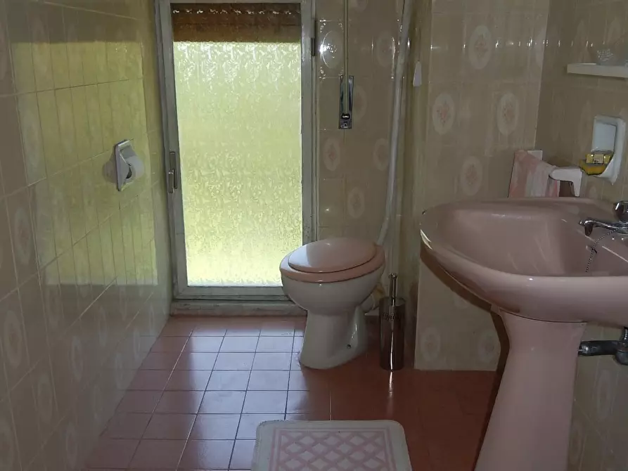 Immagine 29 di Villa in vendita  a Varese Ligure