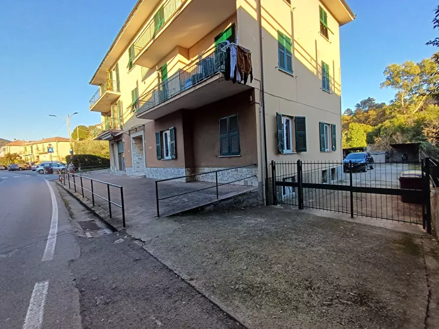 Immagine 1 di Trilocale in vendita  in Via per Santa Vittoria 32 a Sestri Levante