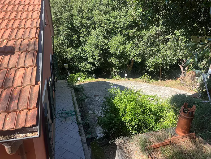 Immagine 21 di Villa in vendita  in Via Salvatore Gatti 19 a Castiglione Chiavarese