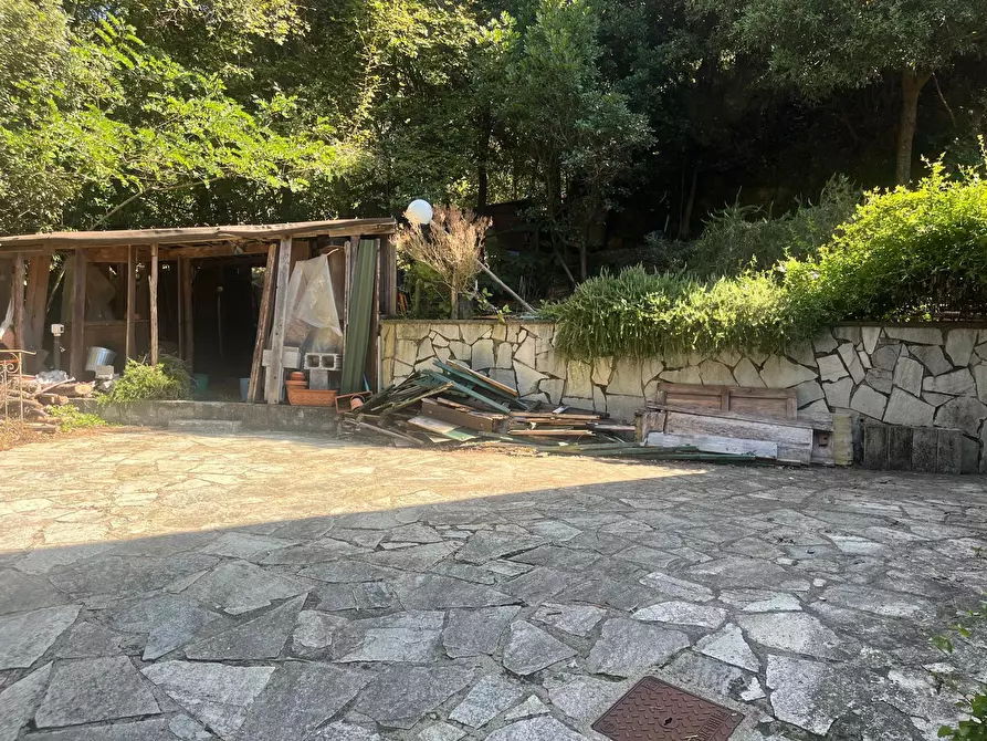 Immagine 15 di Villa in vendita  in Via Salvatore Gatti 19 a Castiglione Chiavarese