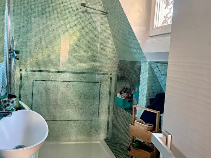 Immagine 21 di Attico in vendita  a Livorno