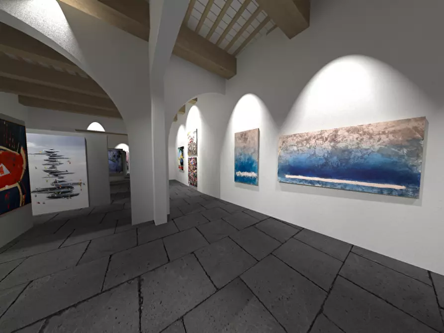 Immagine 31 di Locale commerciale in vendita  a Piombino