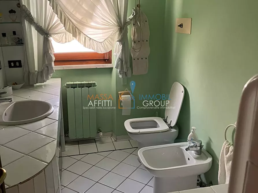 Immagine 17 di Pentalocale in vendita  in Viale XX Settembre 260A a Carrara