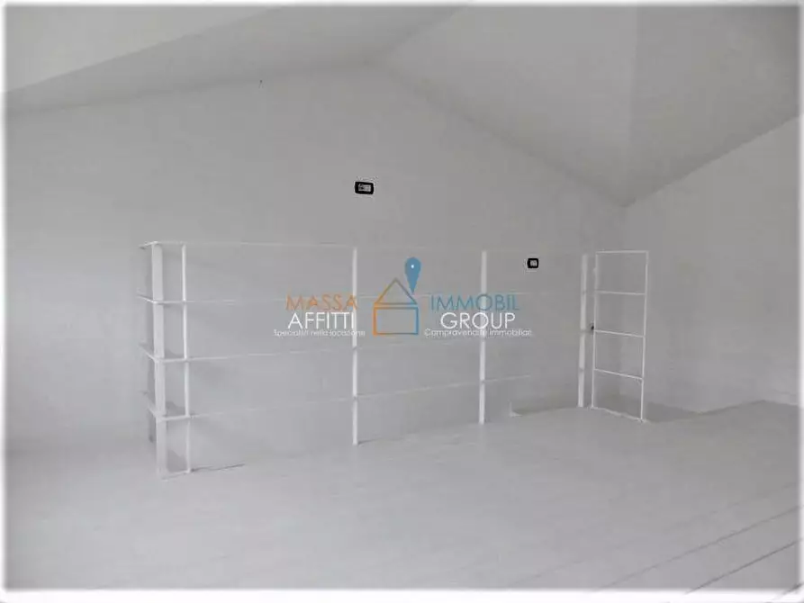 Immagine 34 di Villa in vendita  in Via XX Settembre 14 a Montignoso